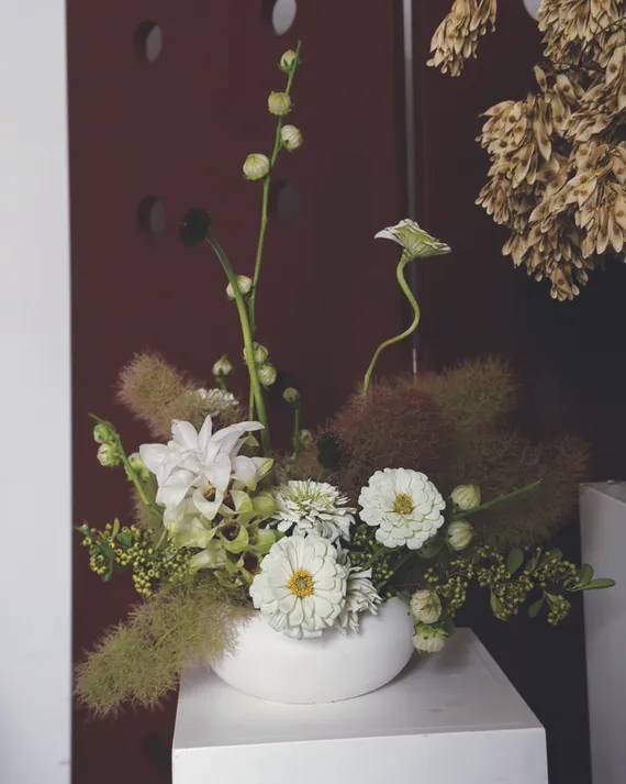 Arreglo de flores blancas